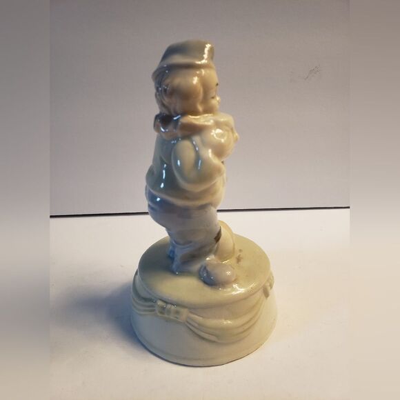 Porcelain Clown Holding Mask - Picture 3 of 9